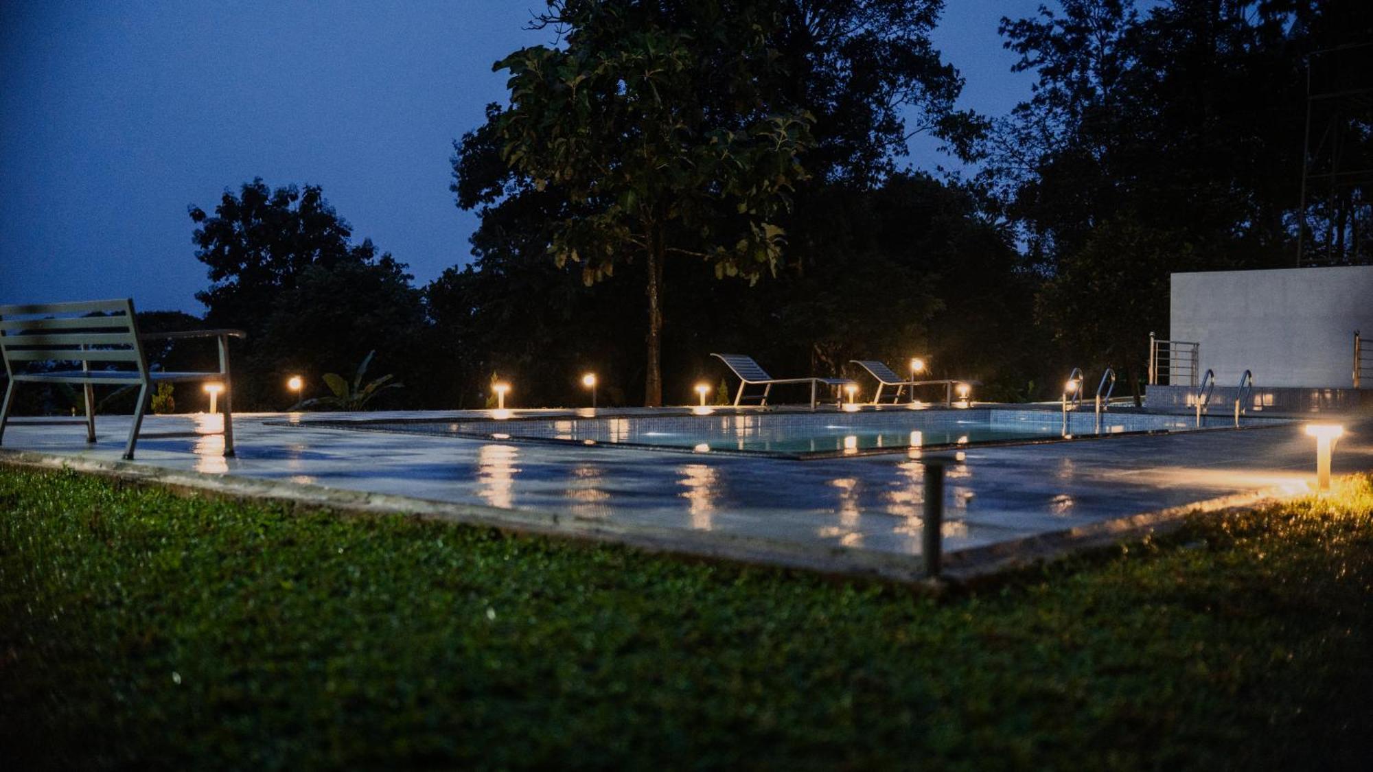 Swag Vista Resort Anachal Exterior photo